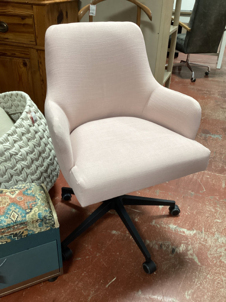 Modern Task Chair Blush Linen 25w x 26 D x 35 FFID 3Z24Q889