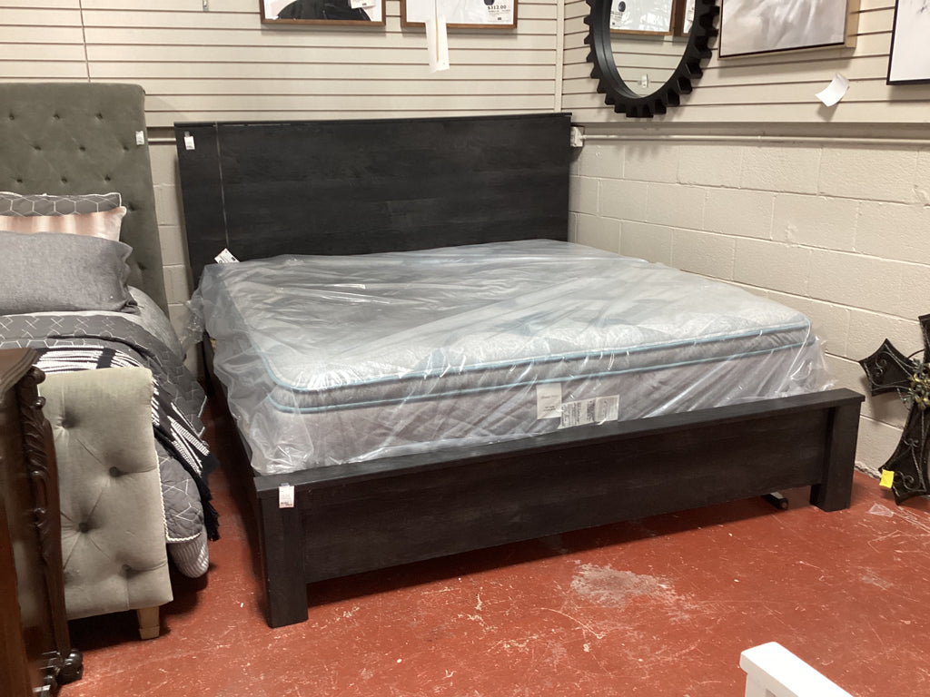 King Bed / Rustic bookcase HB, FB , rails & slats / brown