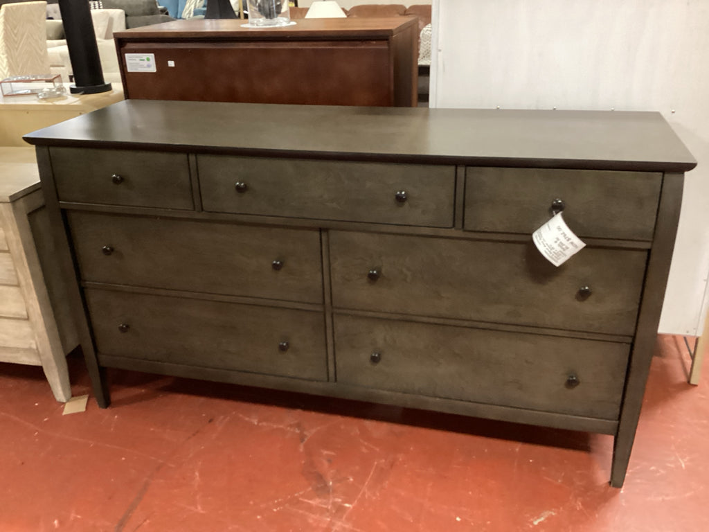 Crate & Barrel Mason Shadow Grey 7-Drawer Dresser (AS FOUND) 64"W x 20"D x 35"H