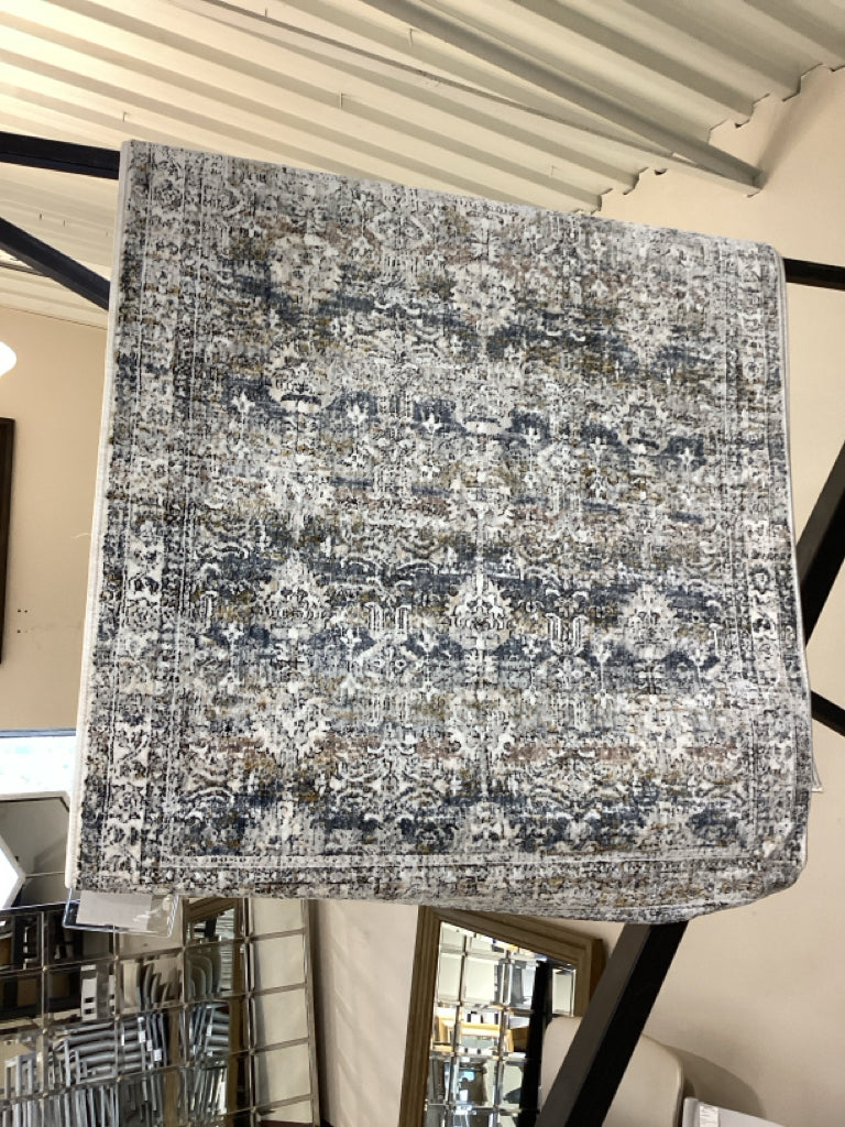 Jaipur Gray and White Rug 3' x 10'  Branham Sora Runner