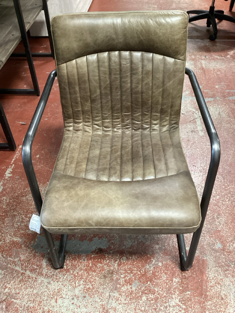 Moes Home Collection Ansel Armchair Brown Leather 21.5x23.5x35