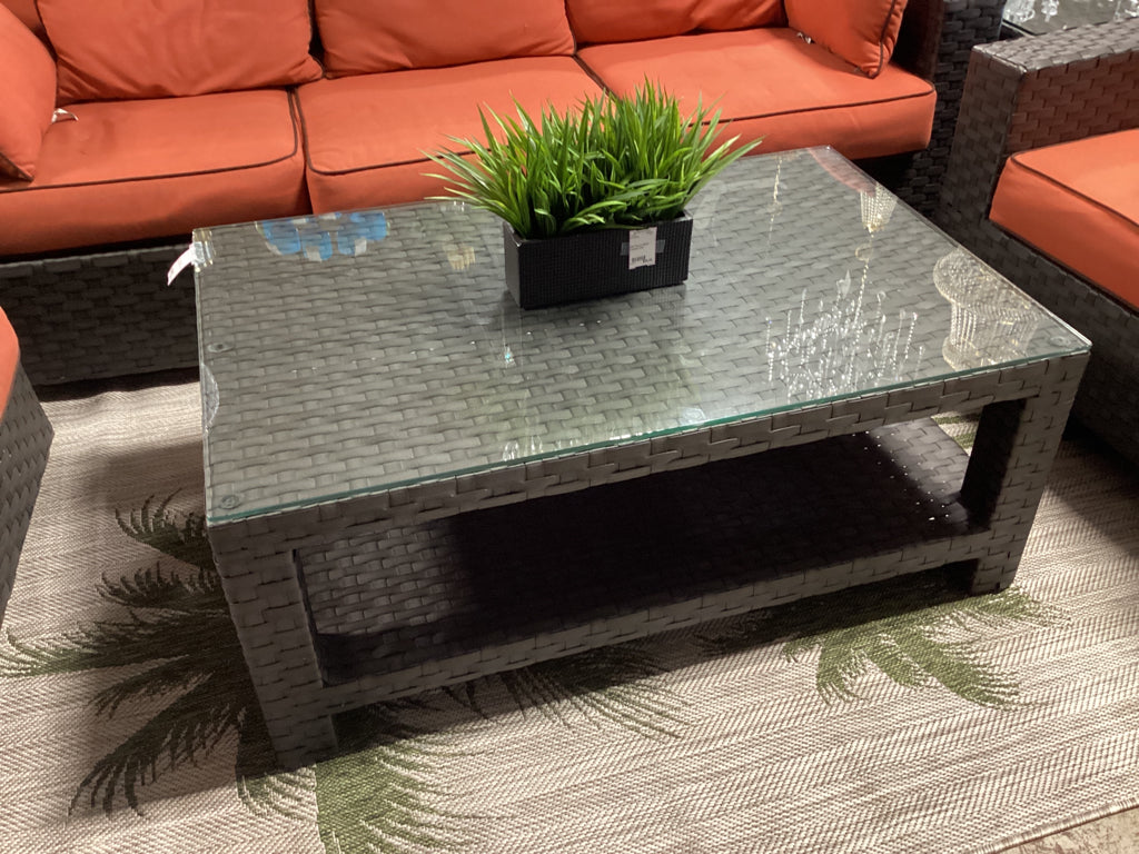 Torrey Rectangle Coffee Table 44" X 28" X 17"