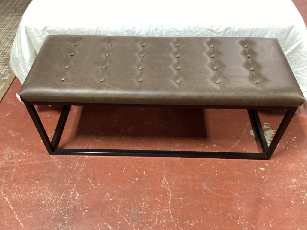 Safavieh Tufted Brown Upholstered Entryway Bench 48x18x19