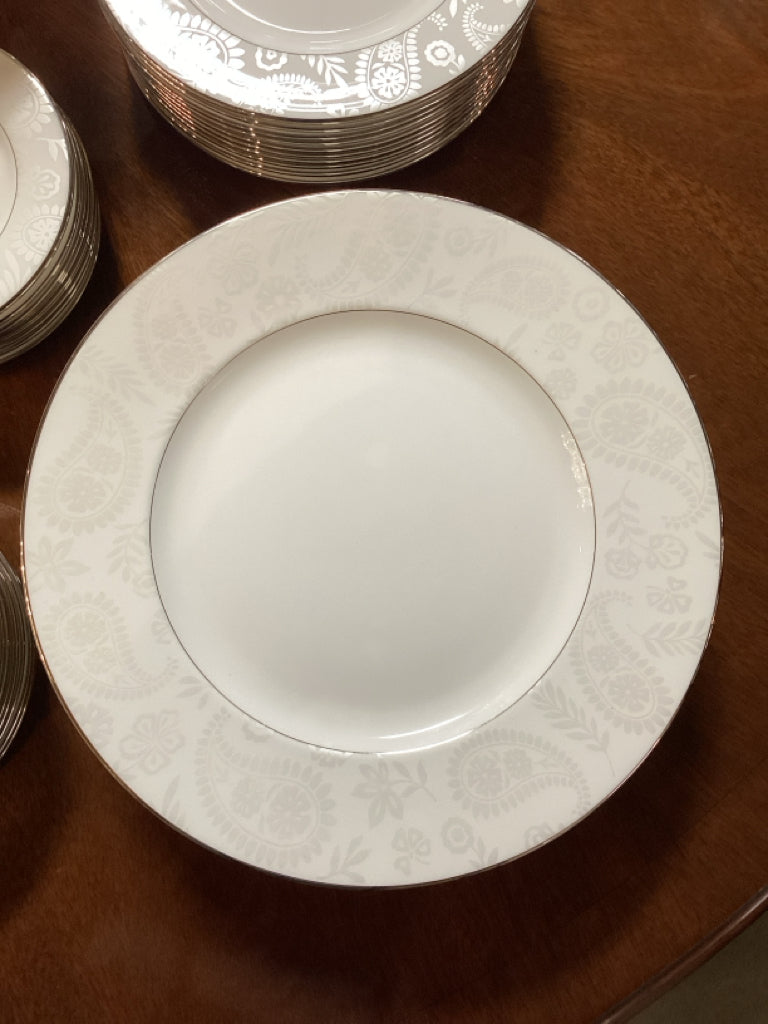 Kate Spade Bonnabel Place Set of Ten Five Piece Place Settings
