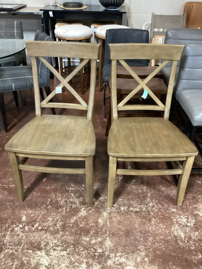 Pair of Pottery Barn Aaron Cottage Style Dining Side Chairs