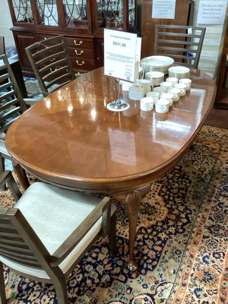 Hickory Chair Co. Oval Extension Cherry Finish Dining Table / Queen Anne Cabriol
