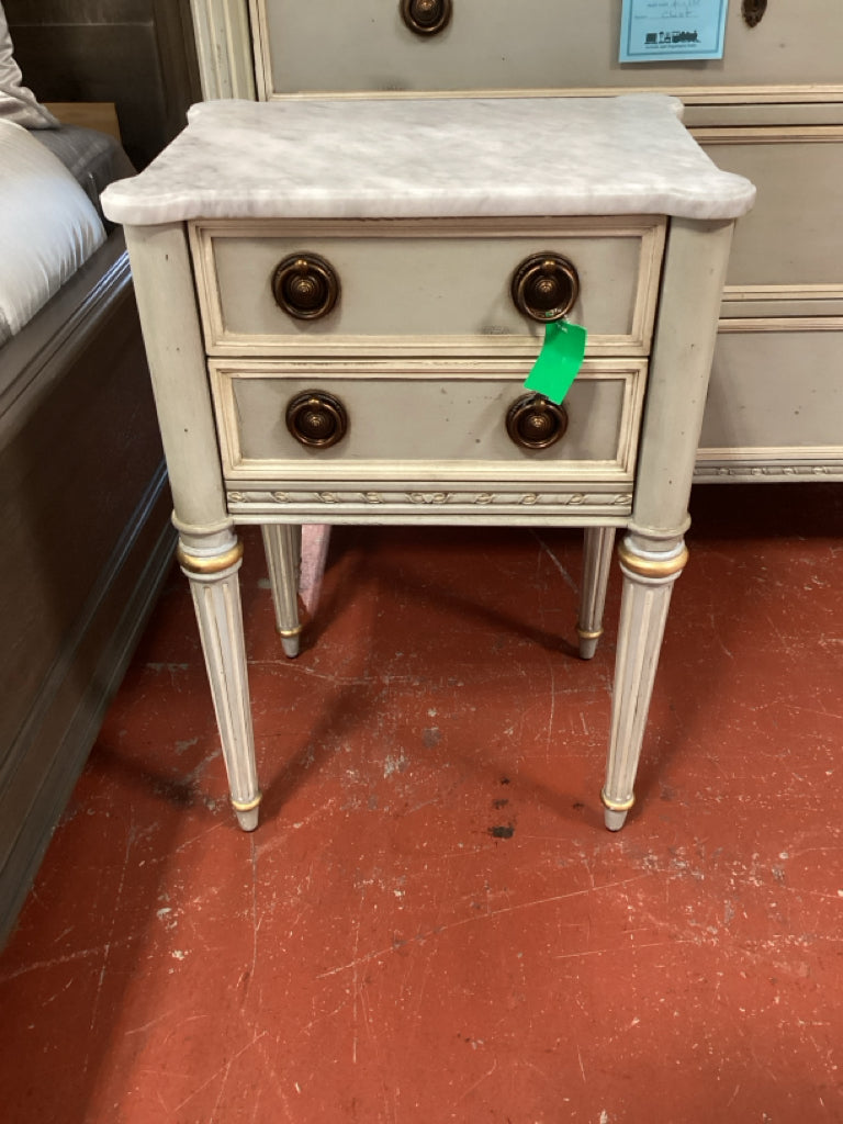Frontgate French patina Nightstand/ marble top 18x14x26