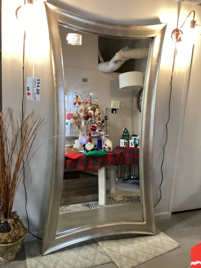 Bassett Mirror/ gold framed hour glass shape 44.5 x 81