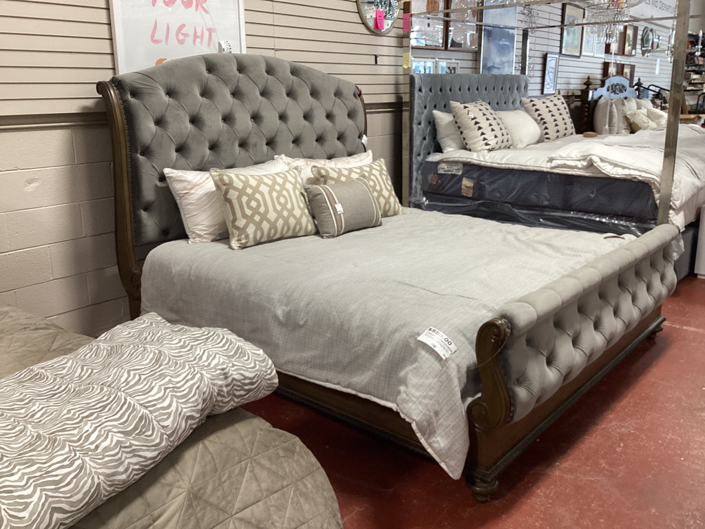 Weathered Pecan And Gray King Upholstered Sleigh Bed  83.5 x 103 x64