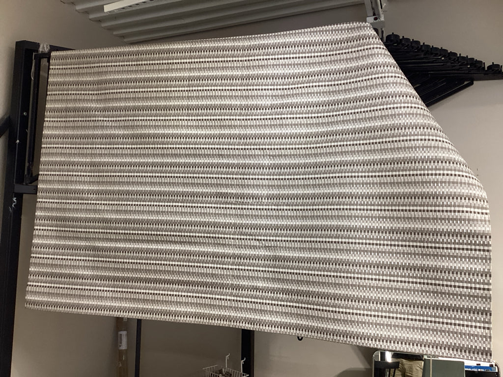 Chillewich Luxury 8' X 10' Indoor/Outdoor Woven Rug