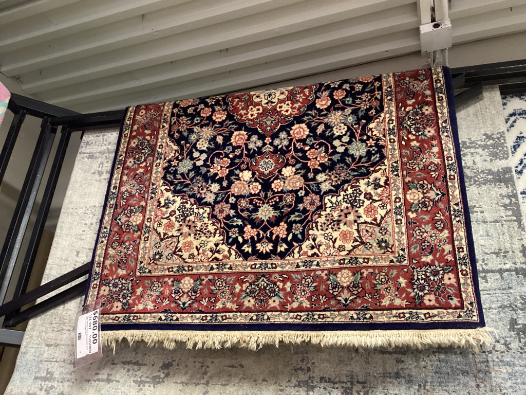 Rug / Persian Tabriz hand knotte wool blue, red, baige 4 x 6