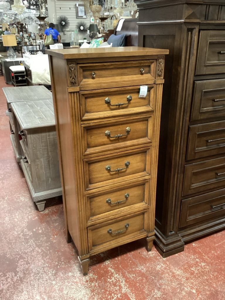 Vintage Sanford Furniture 6 Drawer Lingerie Chest, AS FOUND, 20x14x49