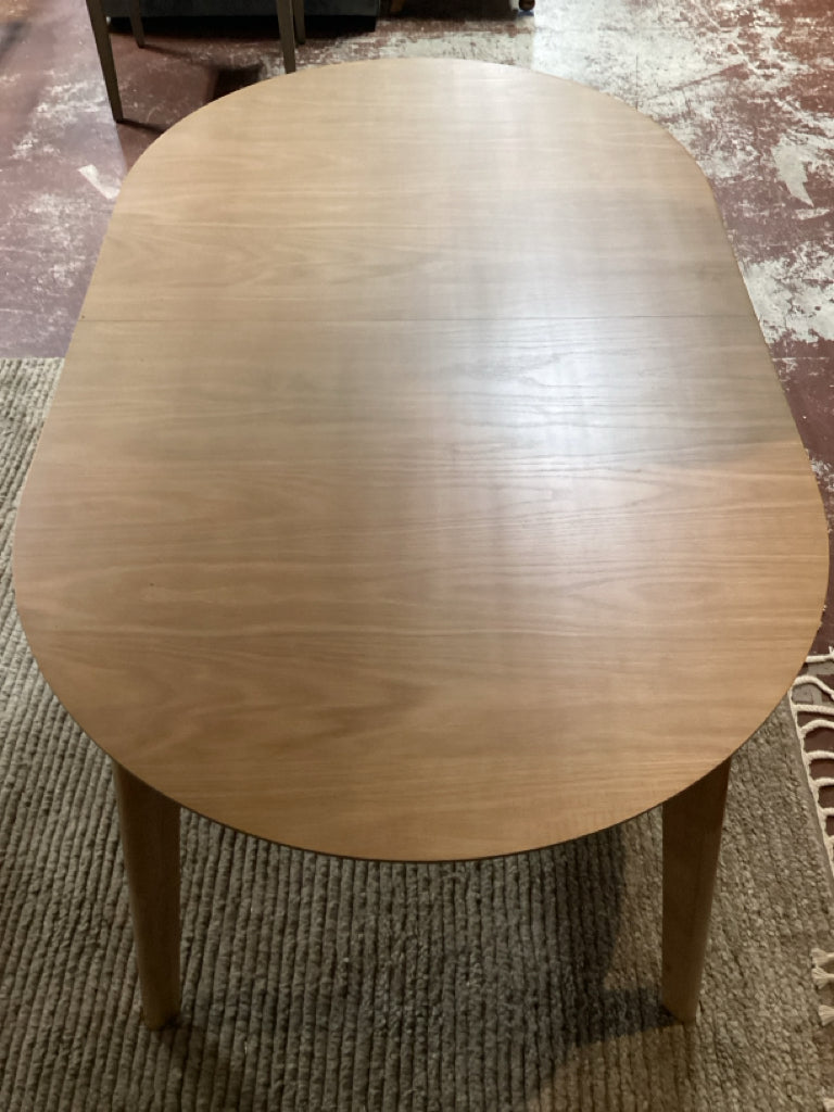 Werner extendable  Dining Table (leaf inside) lt oak 77 x 30 x35  A52N78X3