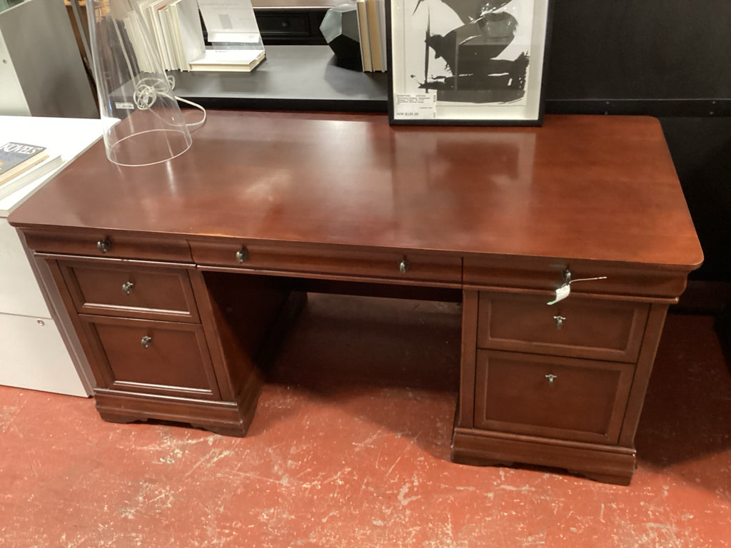 Mahogany Executive Desk / 7 drawer  66 x 30 x 30 high