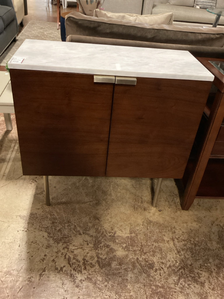 West Elm Delphine Marble Top Entry Console 31x14x30