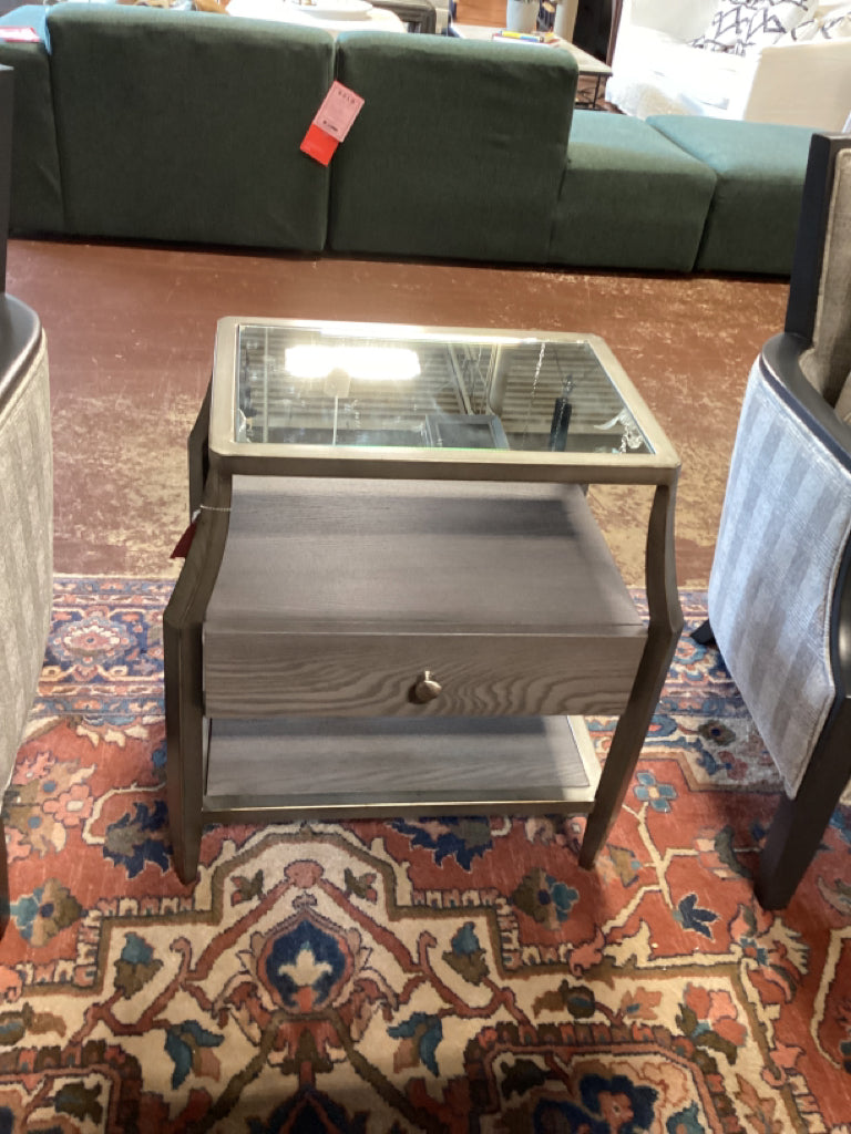 Haverty's  Pembroke End Table with Mirrored Top 17W x 25H x 22D