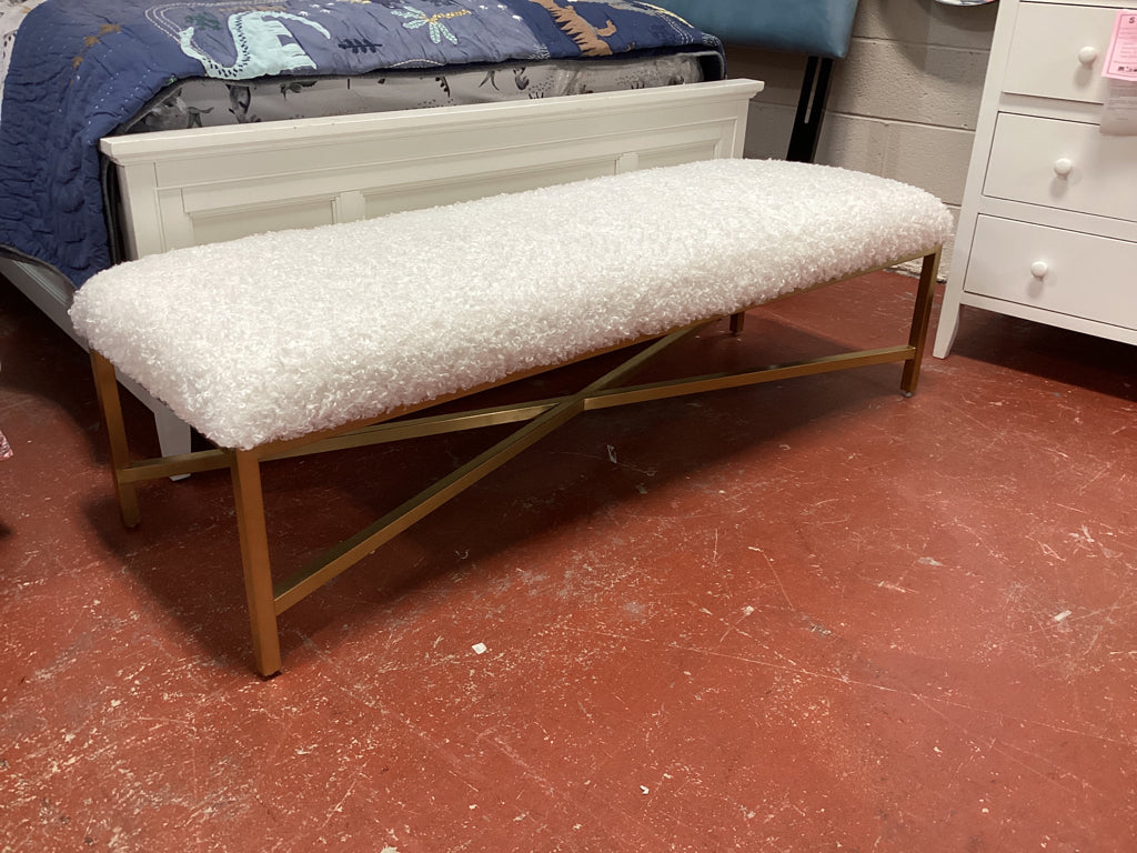 Bench / cream boucle / gold metal base  60 x 22 x 17