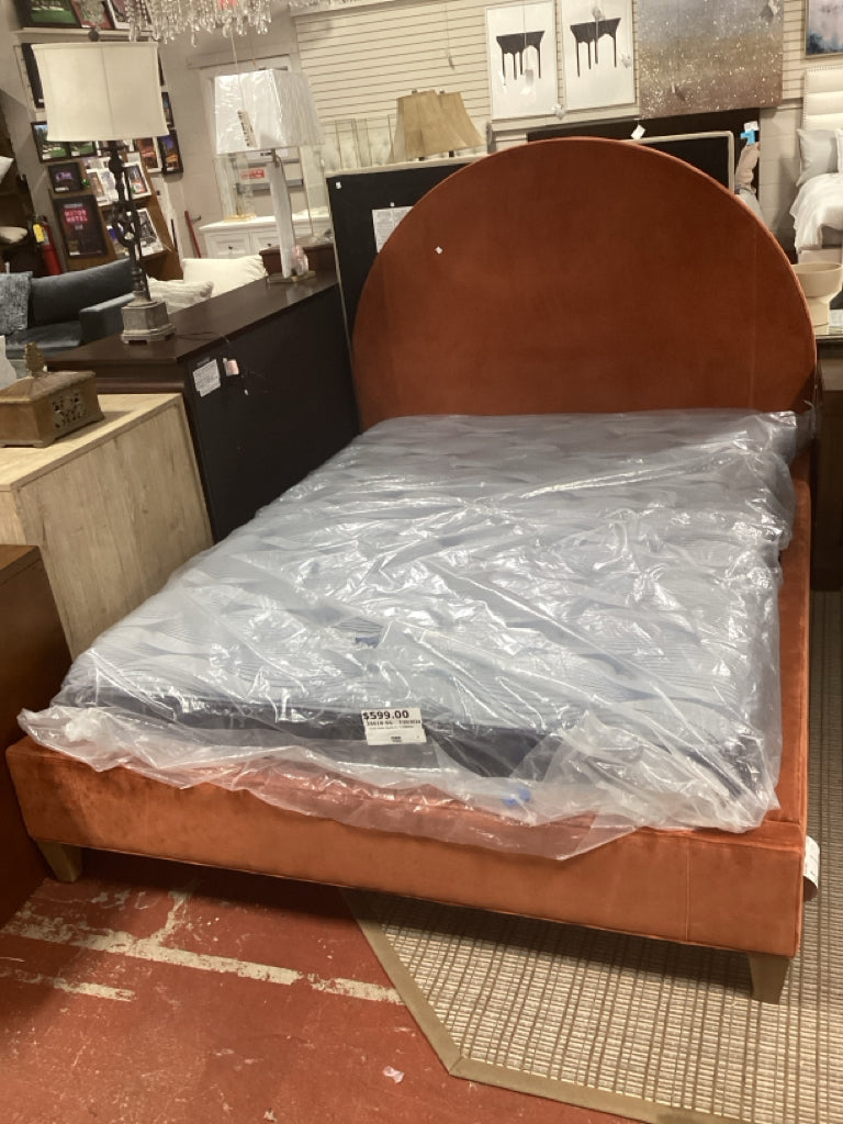 QUEEN Serena & Lily Velvet Orange (Cinnamon) Bed HBFB Rails