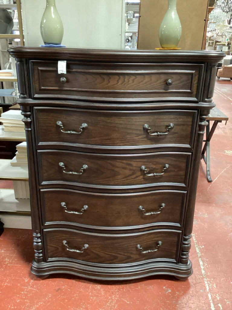 Havertys Newport Chest of Drawers 5 Drawer 40x20x55