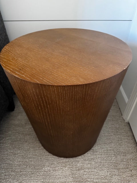 PAIR Sunpan mid century cylinder accent table; 20x22