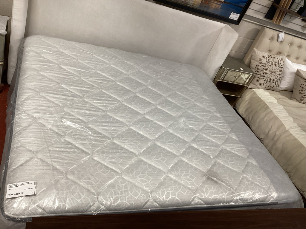 Model Home  King Mattress Set / 2 pc base & mattress