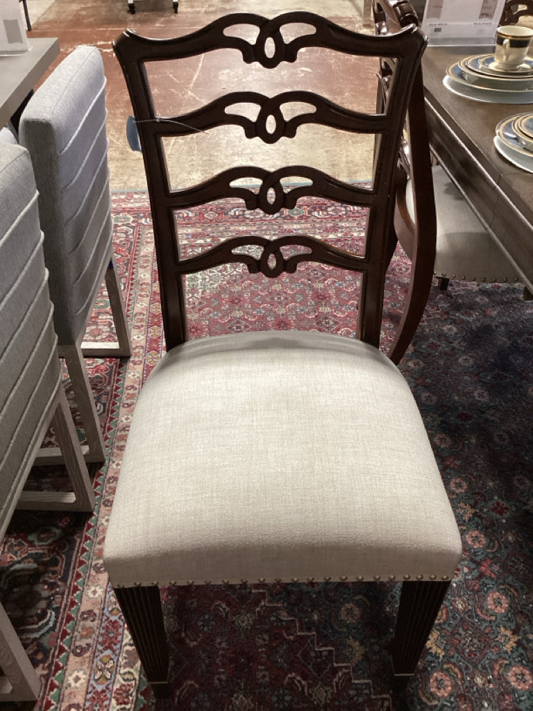 American Drew Addison Bartley Upholstered Arm Chair B5VJF999