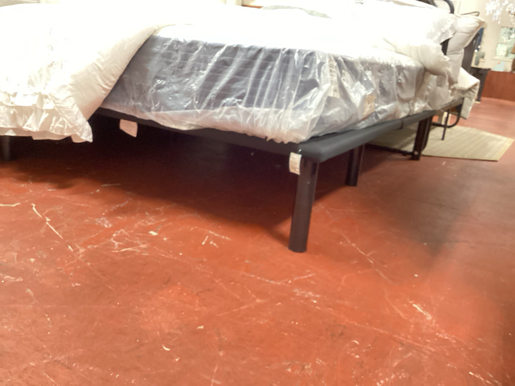 Queen Platform 14" Adjustable Height Platform Base CR6QQBG3