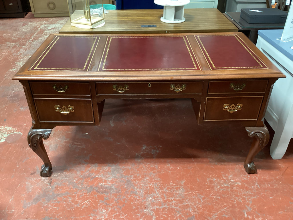 Traditional Executive Red Leather Top Desk AS FOUND 57x28x30