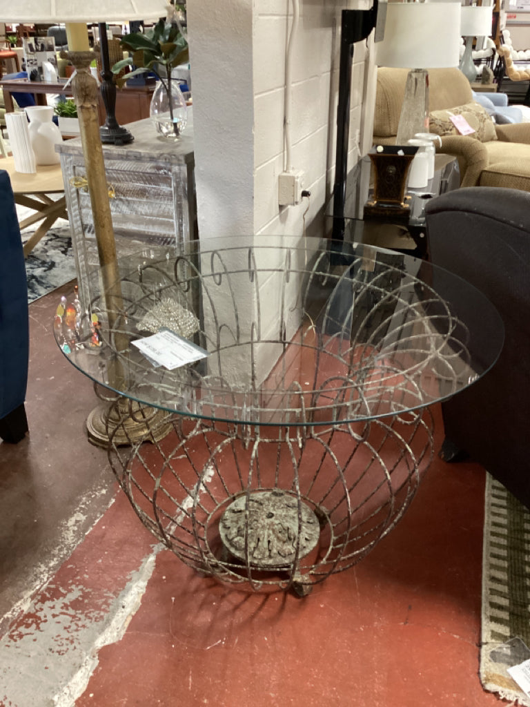 Seattle Vomtage 35" Round Table  with Glass Top