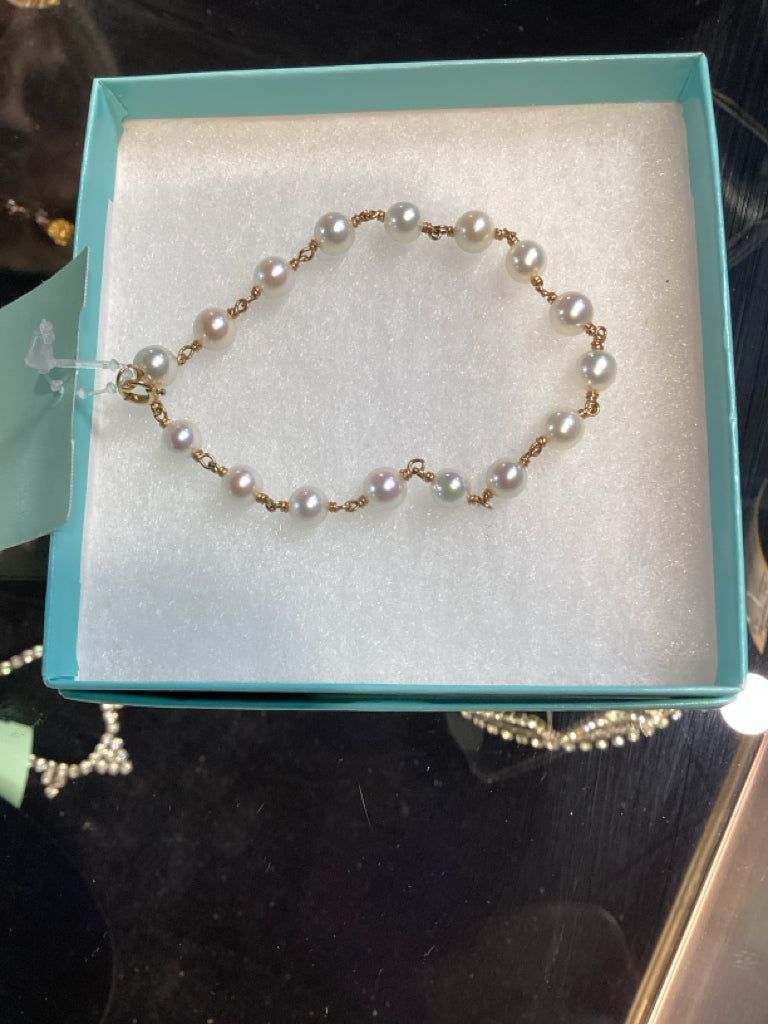 14K Freshwater Pearl Station Bracelet