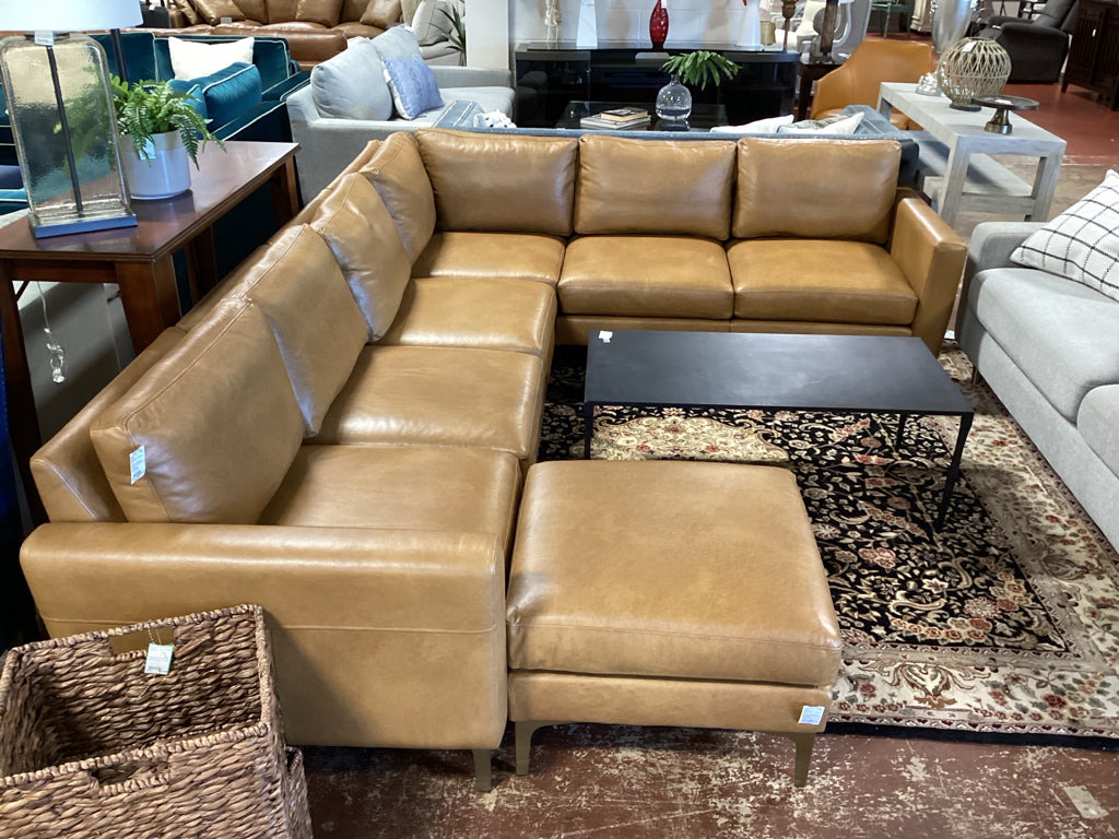Nomad Leather 6 Seat Corner Sectional w/Ottoman DRVJ4MW6