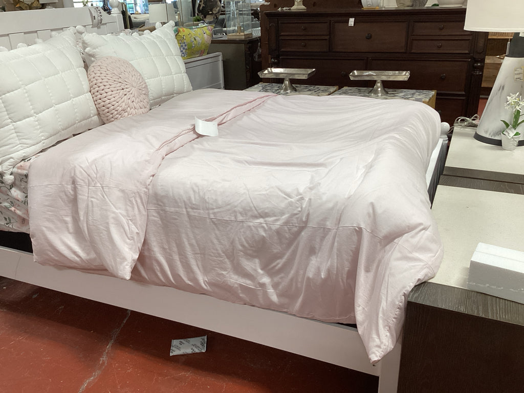 FULL Pottery Barn Kids Blush & Floral  Bedding Set (Comforter, Sheet, 2 Pillows)
