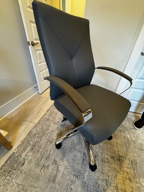 The Flux Modern Leather Office Chair (PU Leather); grey & chrome; 24x46; adjusta