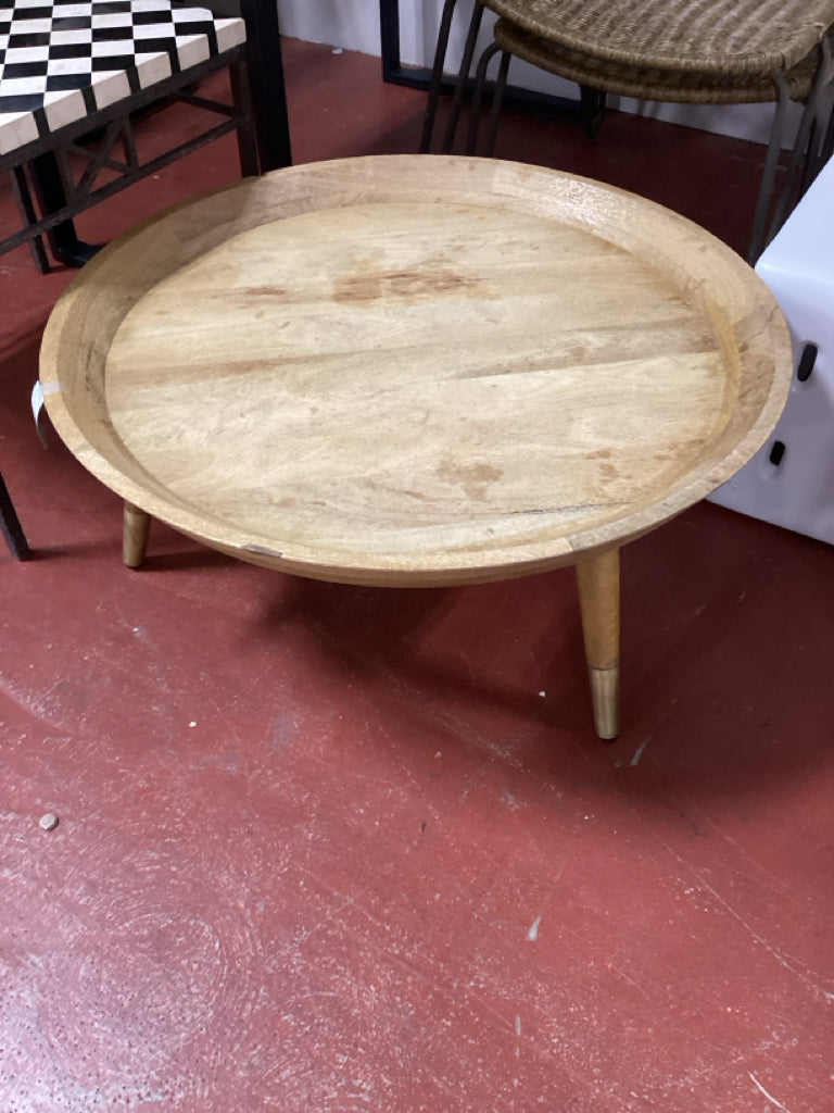 32" Round Mango Wood Coffee Table w/ Brass Tone Legs