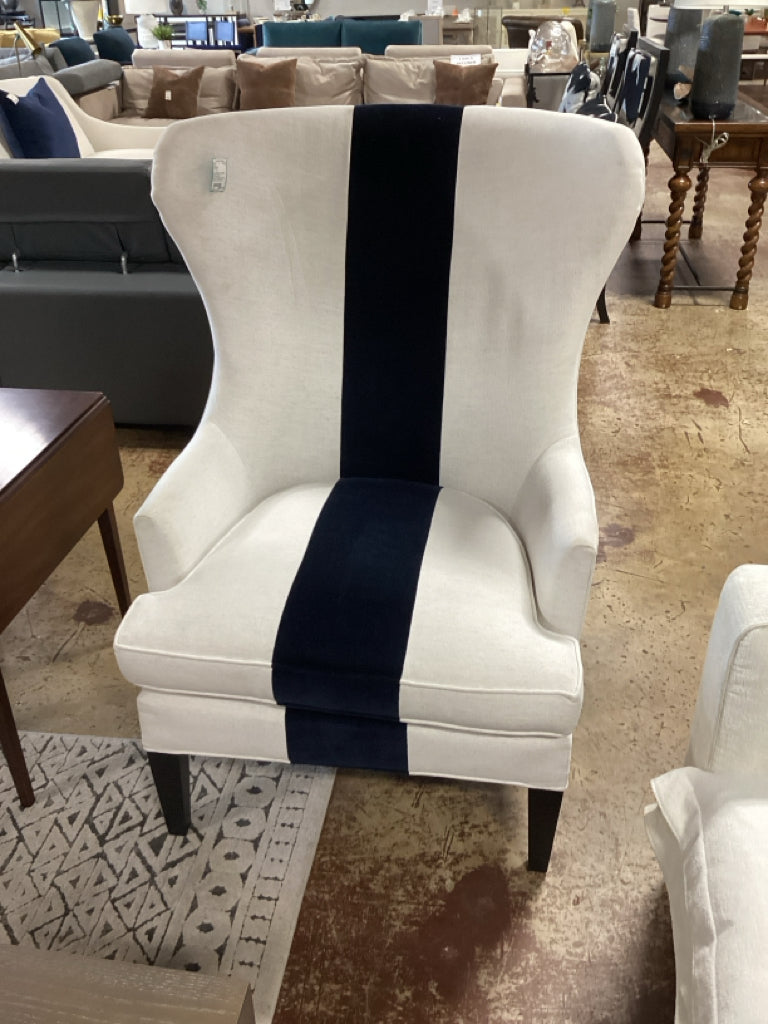 Universal Surfside Wing Chair WHITE,Blue Center Stripe 33x24x50
