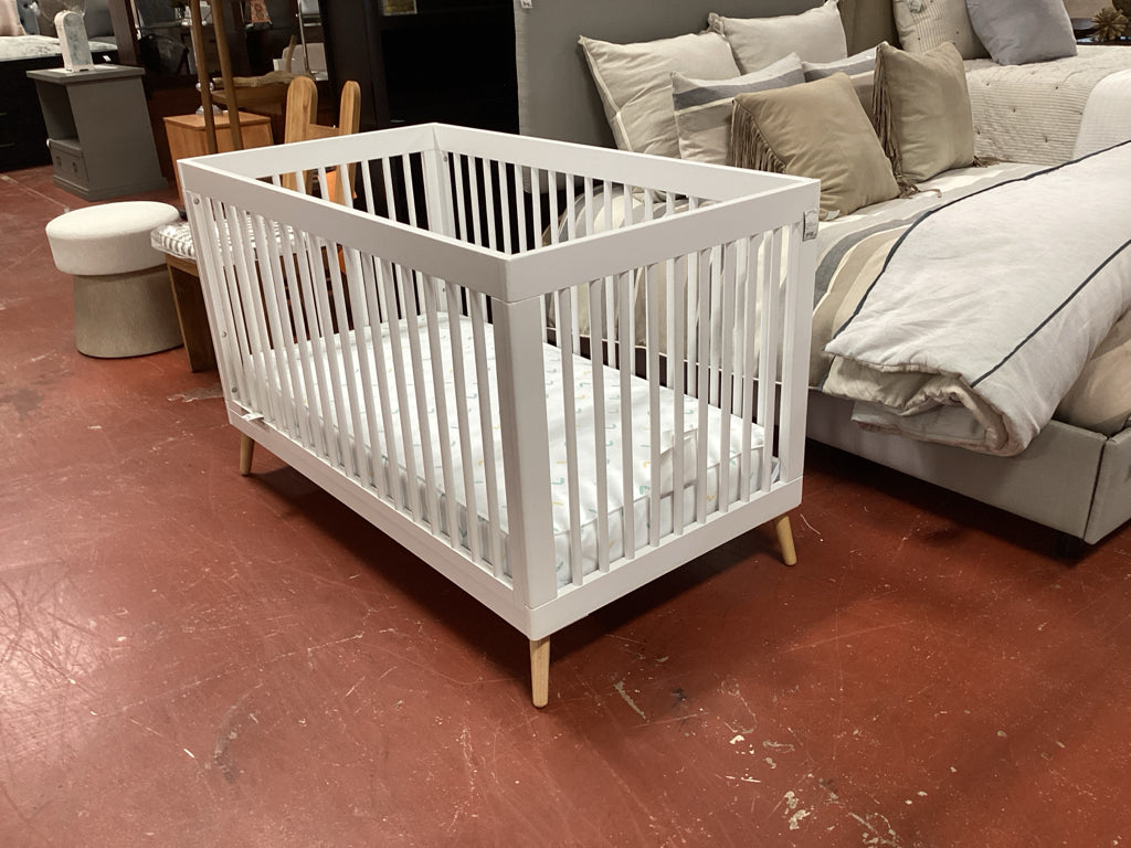 White Baby Crib Wood w/ Oak Legs (incl Sheet, Mattress, Blanket, Stuffie)