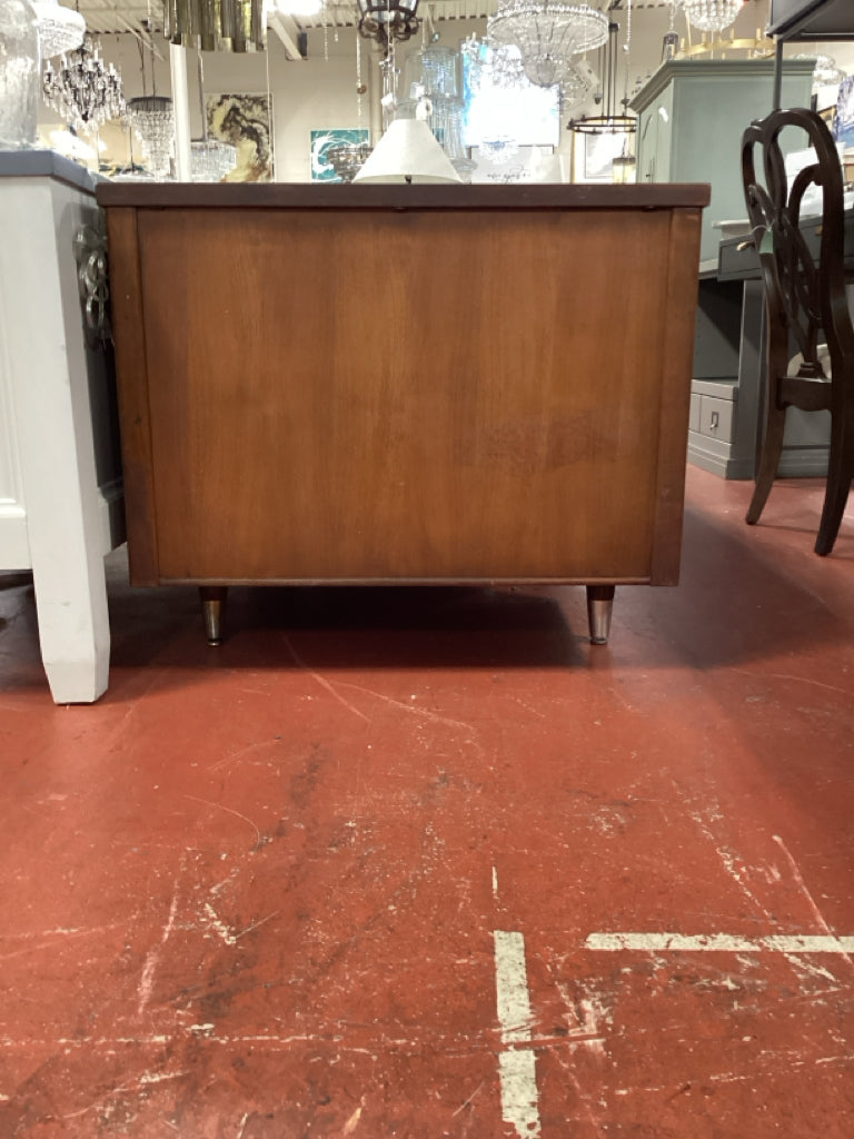 Walnut Mid century Executive Desk / 60 x 34 x 28 AS FOUND