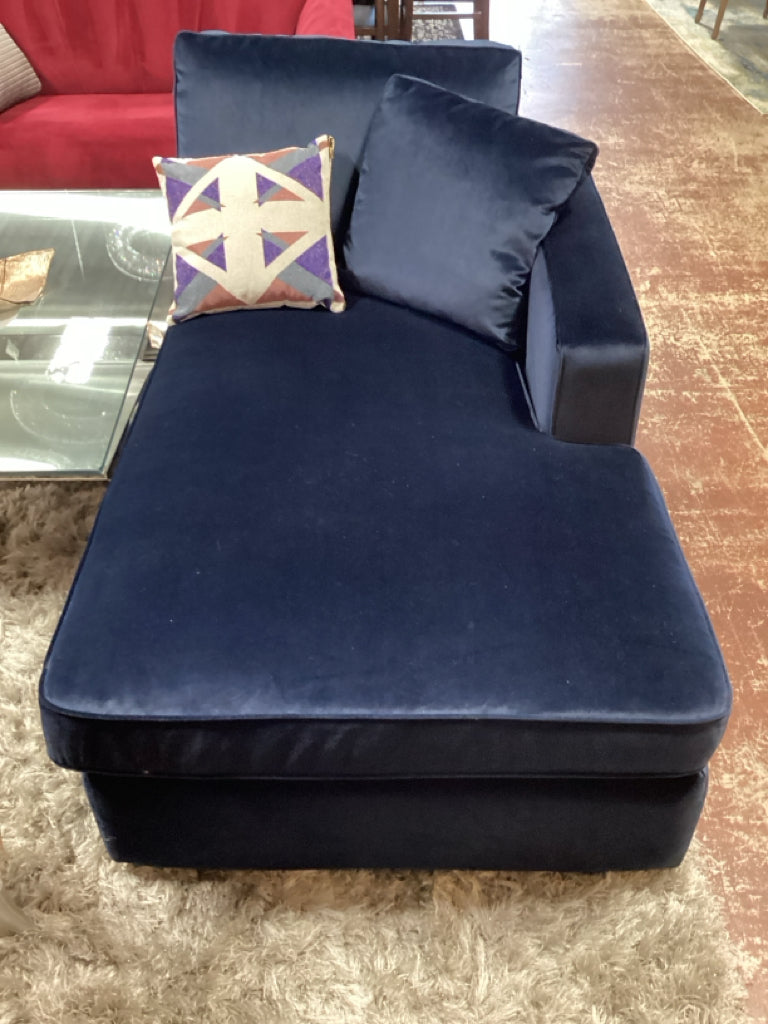 Havenly Velvet Navy Blue Contemporary Chaise Lounge