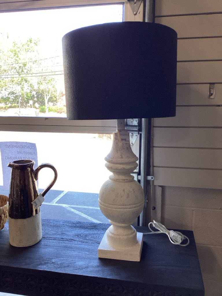 White 40 West table lamp / black shade 32"