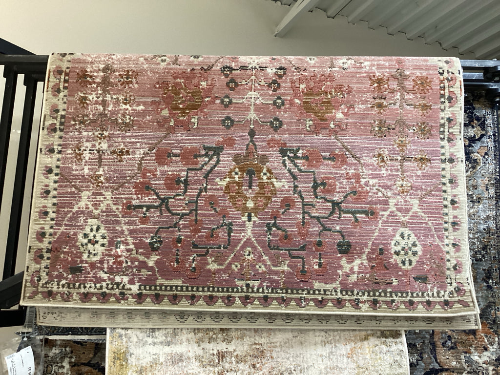 Jaipur Living Eval Distressed Vintage Look Cream & Teal Accents 4' X 5'.7" Rug