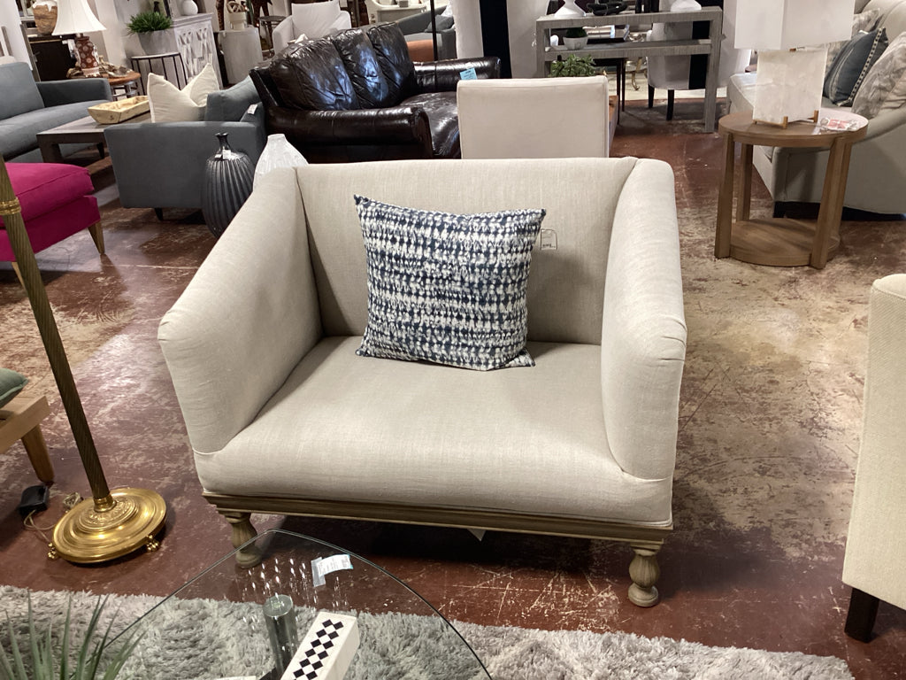 Restoration Hardware Cream Loveseat 43x30x34h