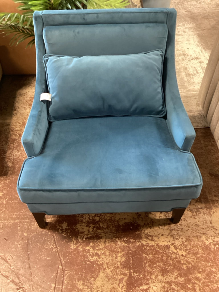 Teal Accent  Chair  30.75x32.25x32.5