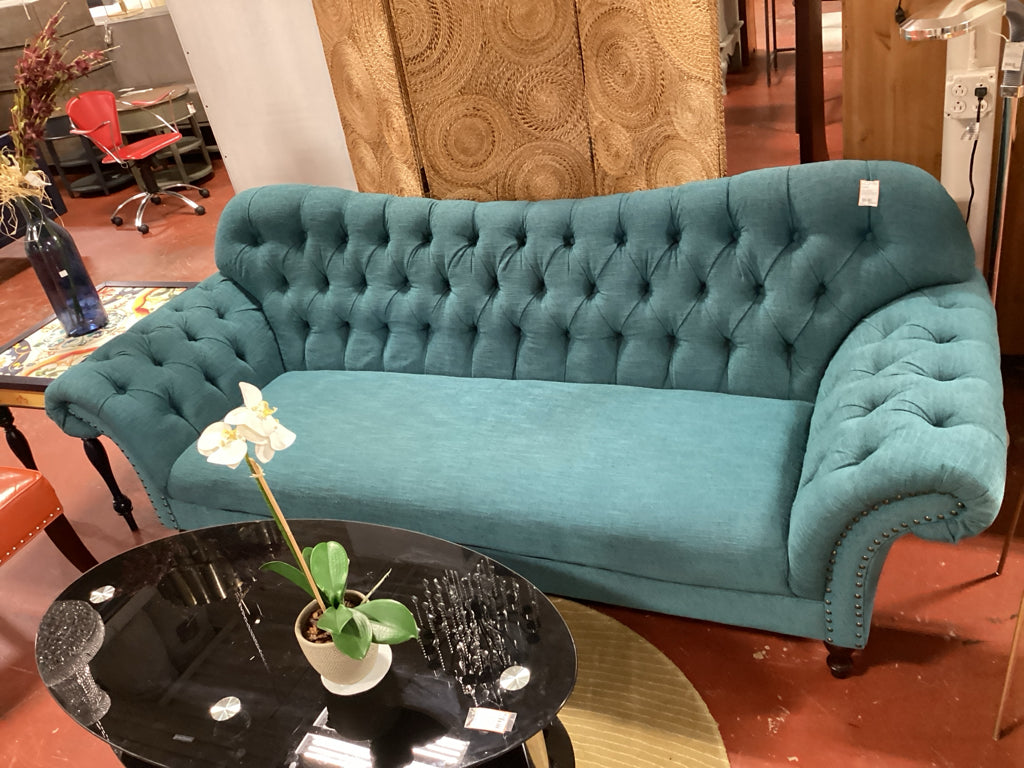 Sofa / teal blue Chesterfield style roll arm sofa 94 x 35 x 35