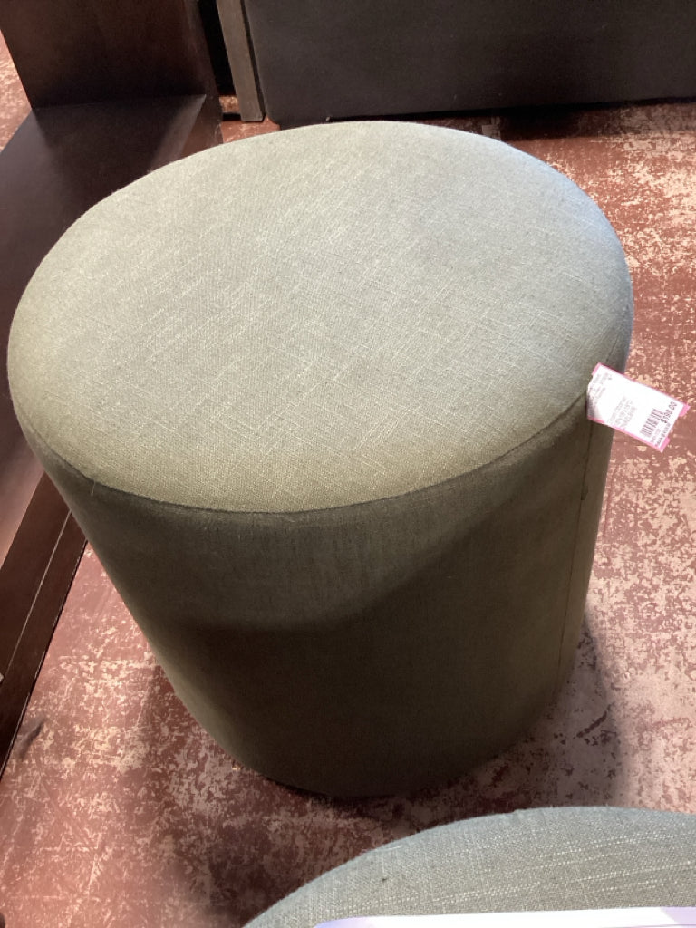 Drum Ottoman 18"x18"x18"D 2NAZLBYR