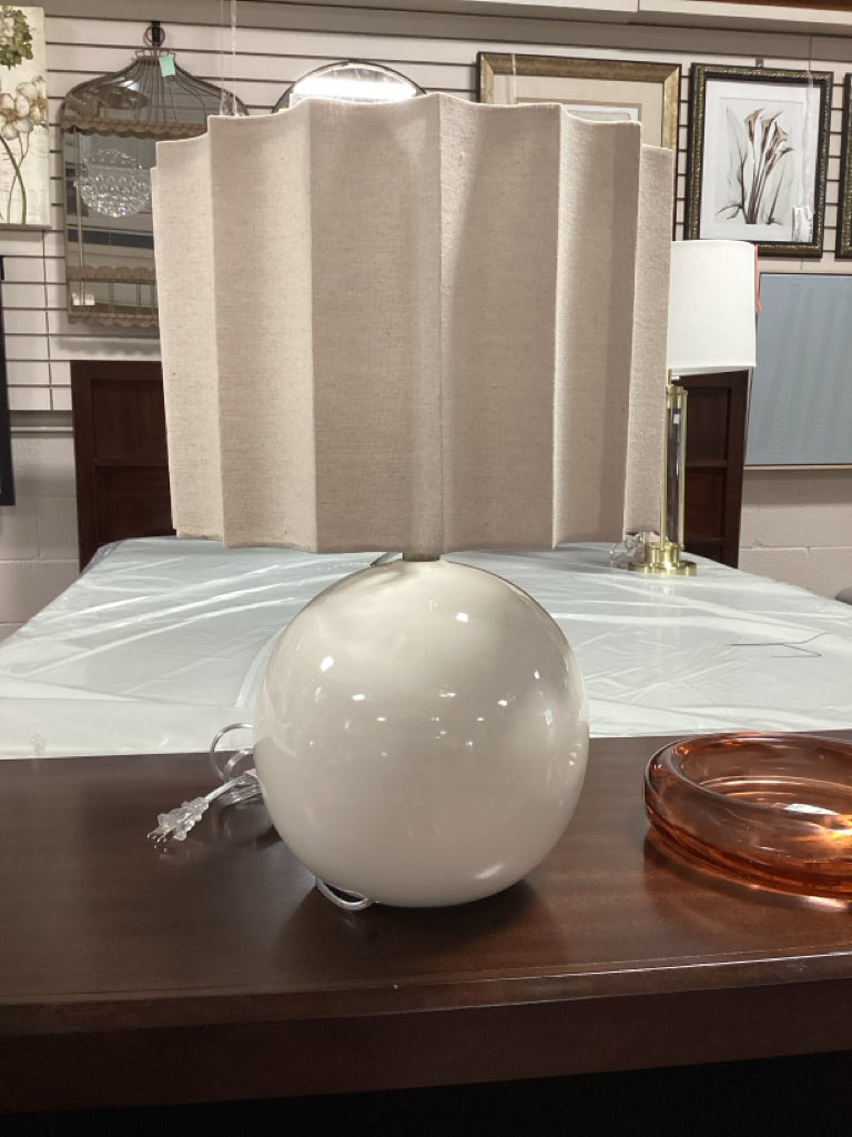 Surya CreamAlvary Accent Table Lamp 19"