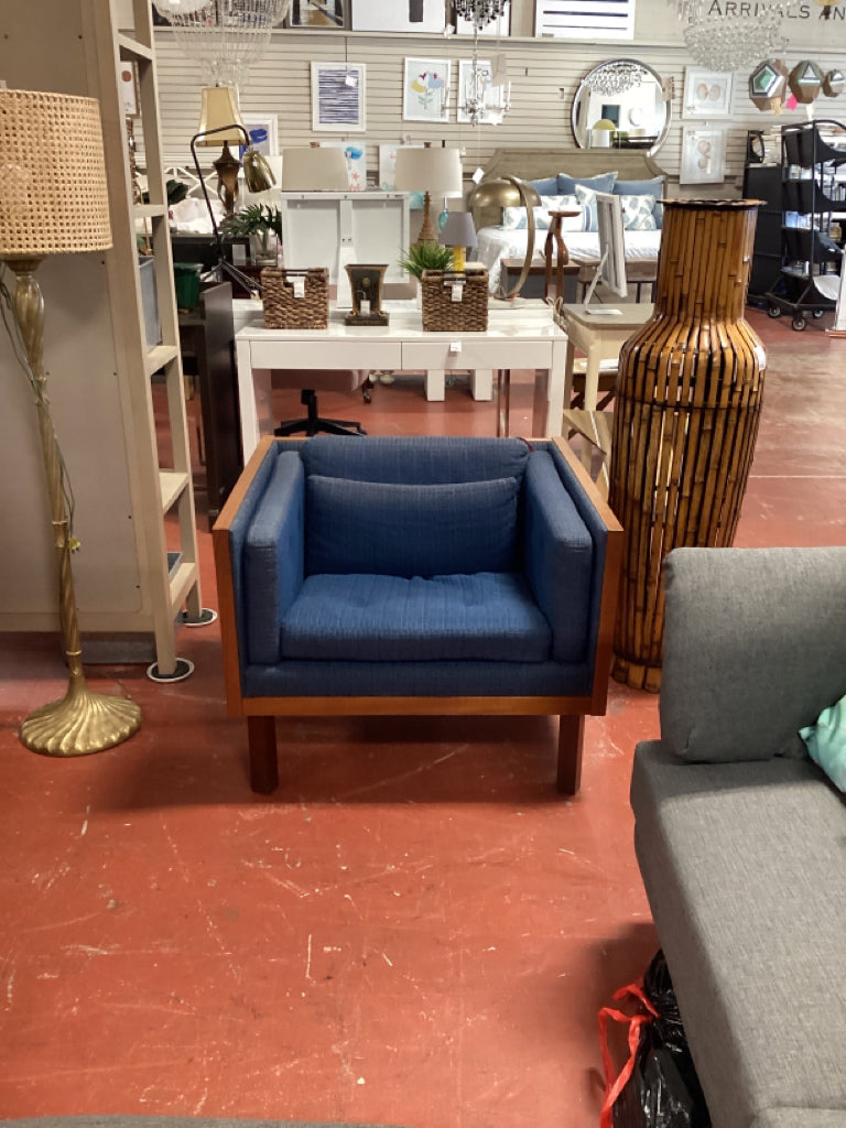 True Mid century Danish Modern Teak Chair 32x31x24