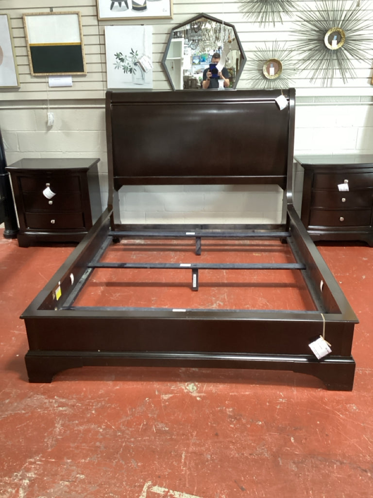 Whitmore Cherry Queen Sleigh Bed HB/FB/SR