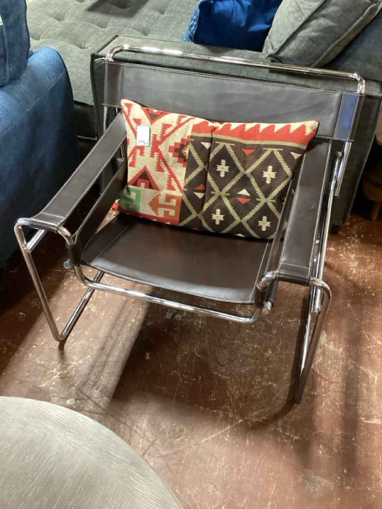 Reproduction Wassily leather & chrome accent chair 31 x 26 x 28 high