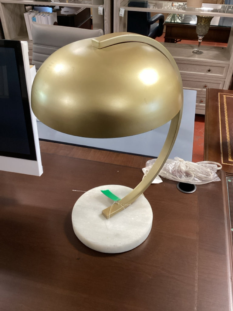 Surya Lancer Table Light Gold 20"