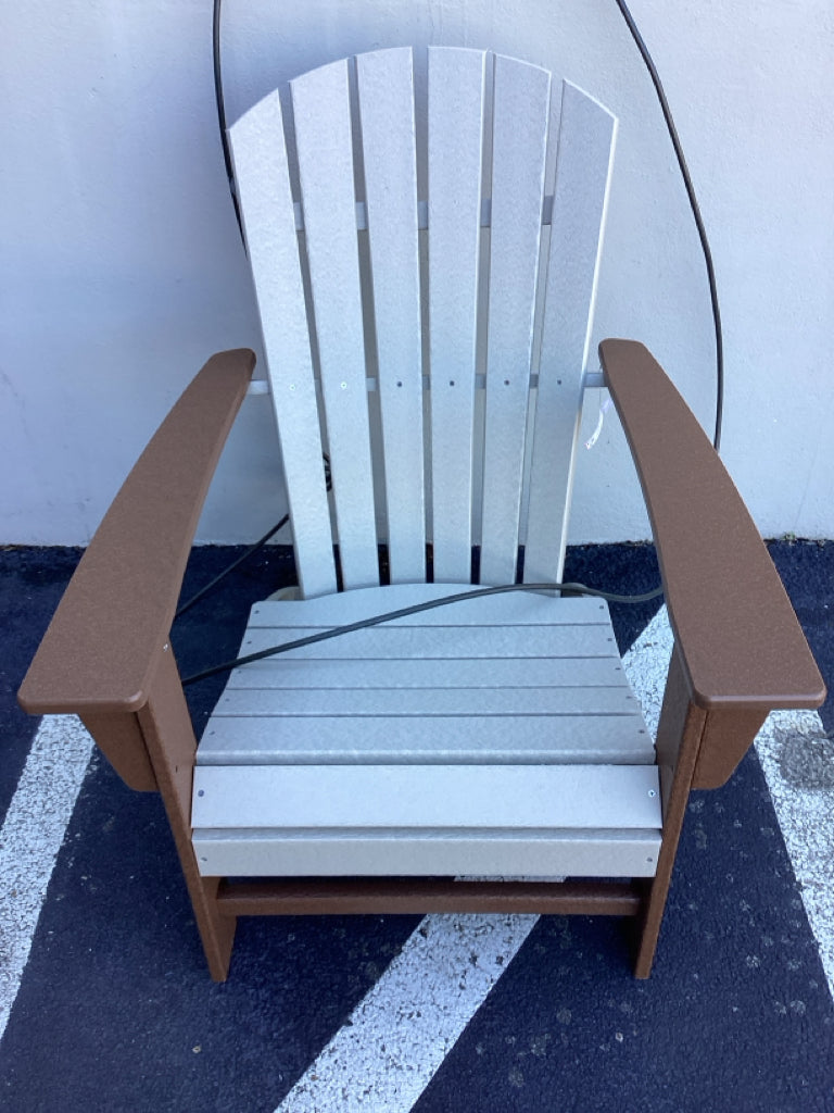 Pollywood Adirondack Outdoor Chair / brown & cream